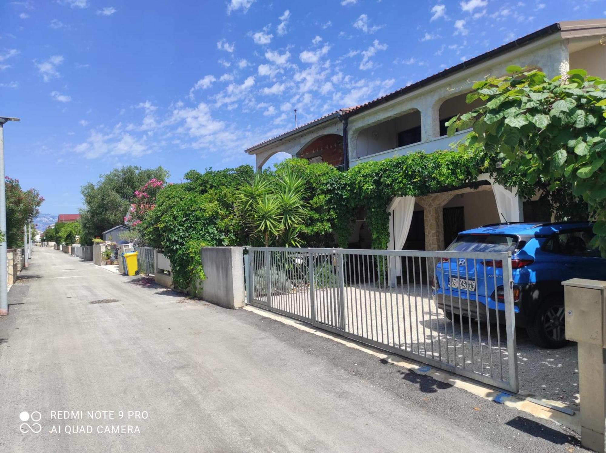 Apartment House Vir-To-All Exterior foto